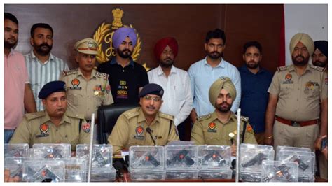 Punjab Police Busts Biggest Arms Smuggling Racket 5 Held With Illegal