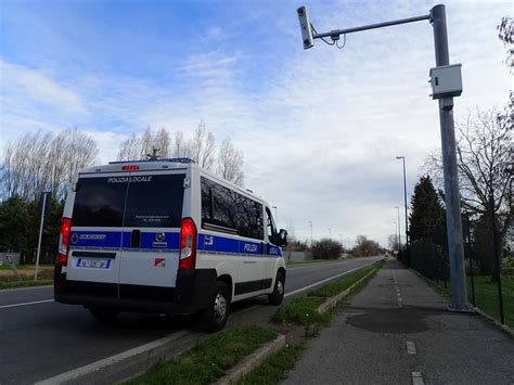 Sicurezza Stradale 5 Nuovi Auto Velox Sulle Strade Reggiane VIDEO