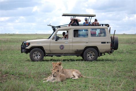 Safari Tanzania - Tanzania Safari Travel Blog | by Savannah Explorers