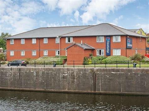 TRAVELODGE LIVERPOOL DOCKS - Updated 2023 Prices & Hotel Reviews (England)