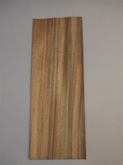 Qld Walnut Timber Veneer Qw 21 Q15 Australian Premier Veneers