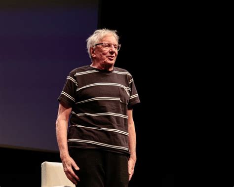 Marco Nanini Recebe Carinho De Amigos E F S Em Noite De Aut Grafos De