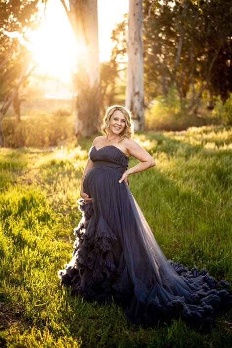 Maternity Gowns For Photoshoot Nearby At Kenneth Bradley Blog