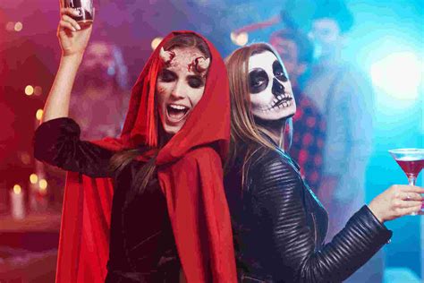 Embrace The Spook Tacular Vibes Six Unique Ways To Spend Halloween In