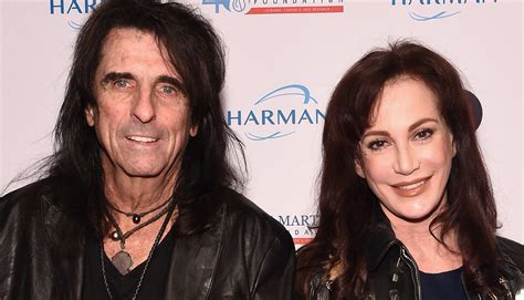 Alice Cooper Clarifies He Doesnt Have A ‘suicide Pact With His Wife