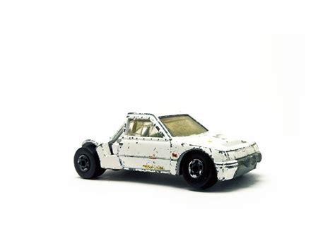 Hot Wheels PEUGEOT 205 RALLYE