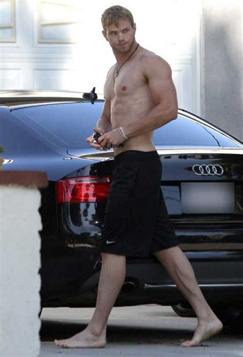 Straight Jock Feet: Kellan Lutz feet...