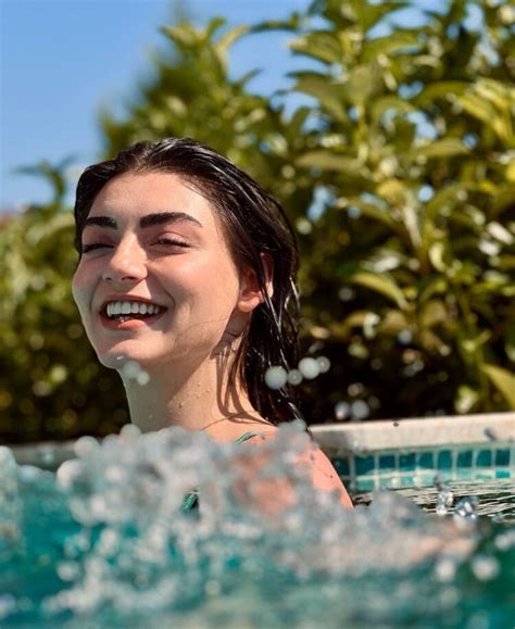 Hot Sexy Ozge Torer Bikini Pics