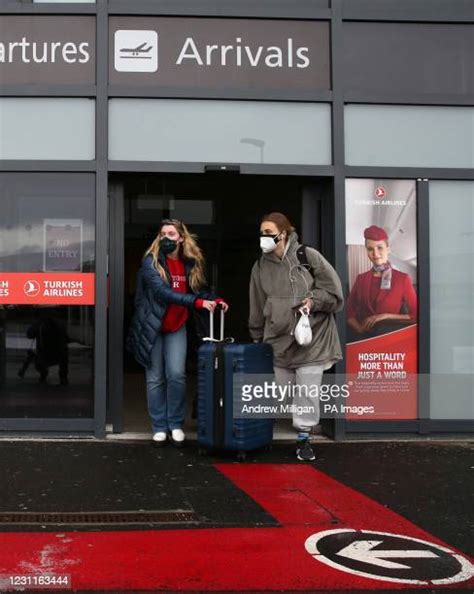 1,798 Edinburgh Airport Arrivals Stock Photos, High-Res Pictures, and ...