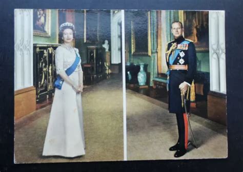 AK 1977 QUEEN Elizabeth II and Prince Philip Königin Elisabeth II