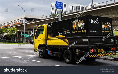 9 Singapore Truck Mrt Images Stock Photos And Vectors Shutterstock