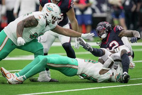 Houston Texans Analysis Players Moving Up Down After Loss To Miami