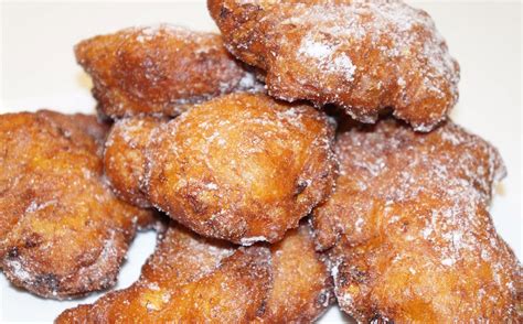 Mofo Akondro Les Beignets De Bananes Malgaches