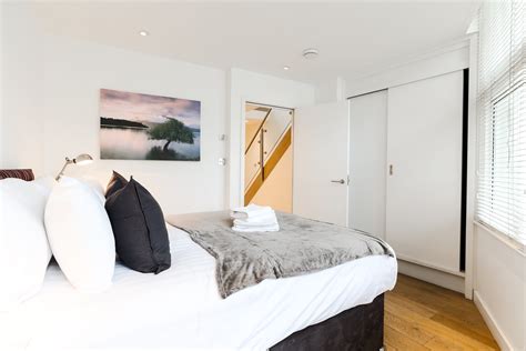 Book Your Stay|Trafalgar Square:Exclusive Apartments in London