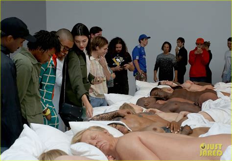 Photo Kanye West Opens Art Gallery Featuring His Famous Bed 07 Photo