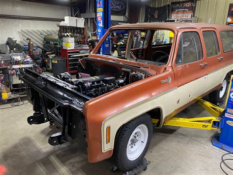 Darell S 1977 Chevrolet C20 Suburban Holley My Garage