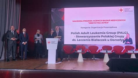 Polska Grupa Ds Leczenia Bia Aczek U Doros Ych Z Nagrod Prezesa Abm