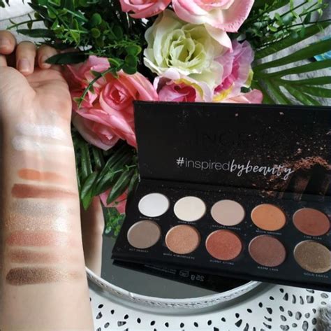 INGRID Eyeshadow Palette Nude EVERVA