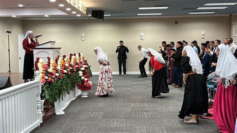 Coros De Fuego Cuando El Pueblo Del Se Or Alaba A Dios Suceden Cosas