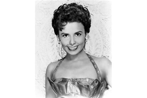 Legendary Jazz Singer Lena Horne Dies At 92 Billboard