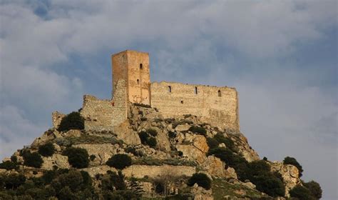 Castle of Burgos | SardegnaTurismo - Sito ufficiale del turismo della ...