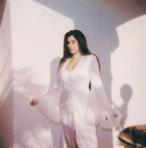 Big Femme Energy Lauren Jauregui Anuncia Novo Projeto UPdatePOP