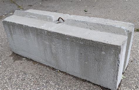 Concrete Blocks Different Sizes Of V Wedge Blocks