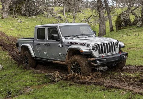 Ways The Jeep Gladiator Tops The Toyota Tacoma