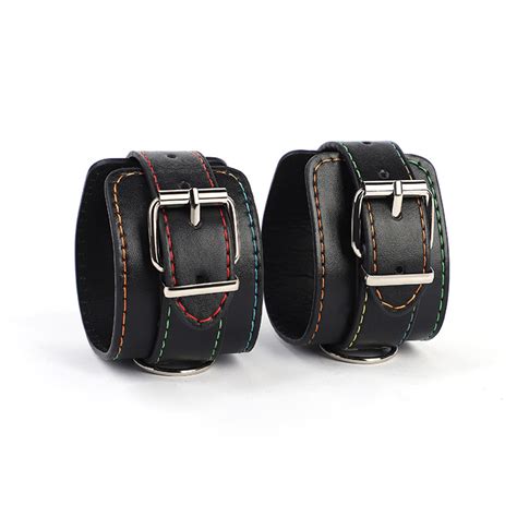 Erotic Bondage Metal Leather Sex Toys Hand Cuffs