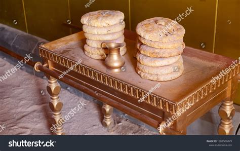 20 Table Of Showbread Images Stock Photos 3d Objects And Vectors