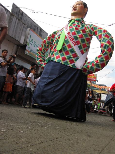 Sketching My Corner: Higantes Festival 2012 - Angono