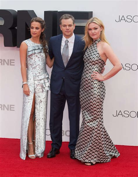 Julia Stiles: Jason Bourne UK Premiere -11 – GotCeleb