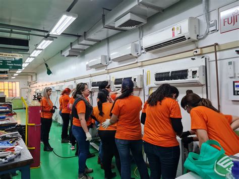 Senai Porto Alegre forma a sua 1ª Turma Feminina do curso do PBH Boas