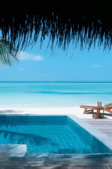 Luxury private island resort in maldives taj exotica resort spa ...