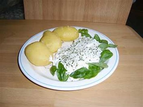 Pellkartoffeln Mit Quark Dip Rezept Kochbar De