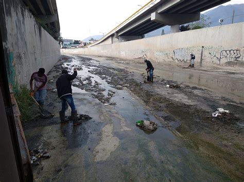 Realiza Gobierno De La Gente Permanente Limpieza Del Canal Del R O