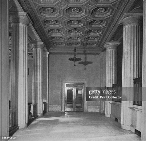 268 National City Bank Of New York Building Stock Photos High Res