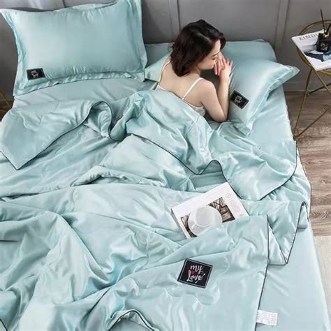 Summer Washable Antibacterial Thin Quilt Naked Sleeping Air Condition