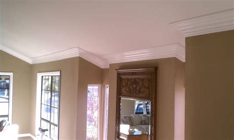 Vaulted Ceiling Moulding Crown Molding On A Vaulted Ceiling Yelp