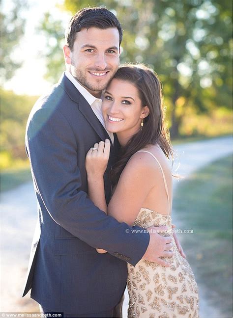 Bachelor In Paradise S Jade Roper And Tanner Tolbert Share Engagement Photos Daily Mail Online