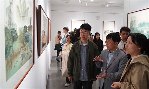 “画里新村”乡村振兴主题美术作品展在南宁书画院开幕 新华网