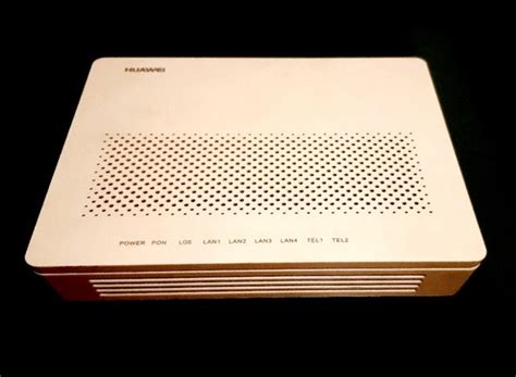 Router Fibra Huawei De Segunda Mano Por 119 Eur En Barcelona En Wallapop