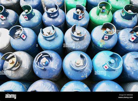 Gas Cylinders Hi Res Stock Photography And Images Alamy