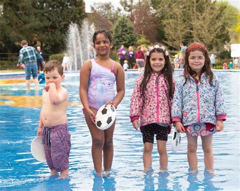 Paddling Pools And Outdoor Swimming Pools In West Surrey