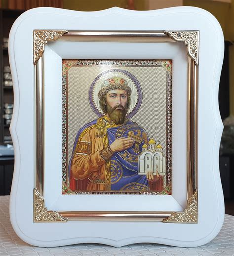 Икона Князь Ярослав Мудрый в Белом Деревянном Фигурном Киоте с ...