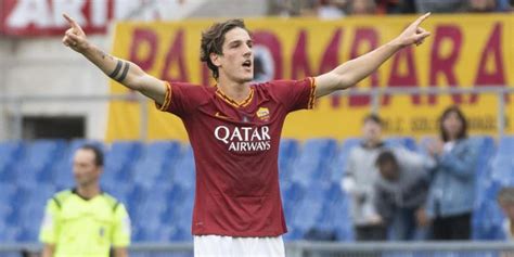 Calcio e scommesse Nicolò Zaniolo accusato di esercizio abusivo di