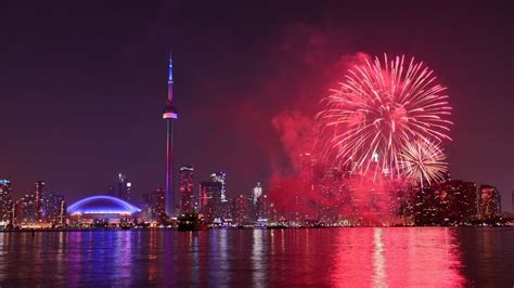 Toronto To Host Largest Fireworks Display In Canada On NYE