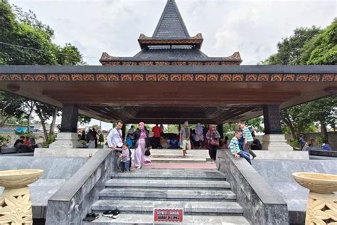 Tempat Wisata Blitar Yang Hits Dan Populer Memiliki Spot