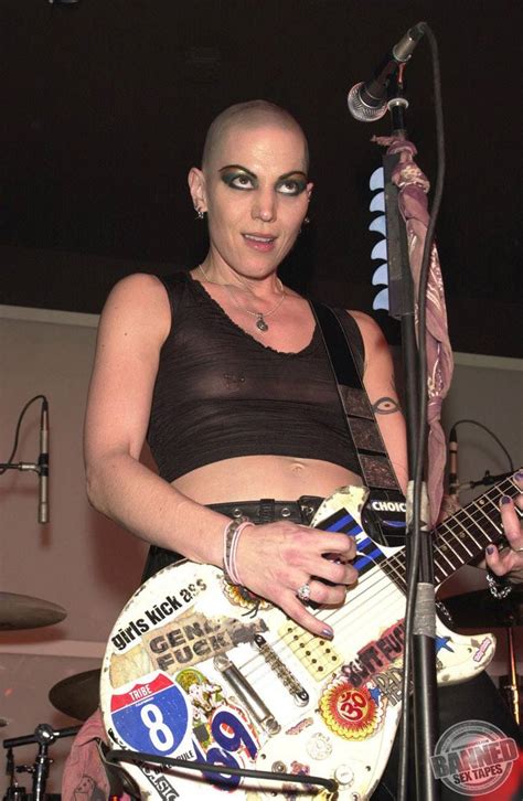 Joan Jett Fully Naked At Largest Celebrities Archive