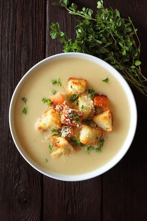 Creamy Garlic Bread Soup With Homemade Croutons Simply Happenings